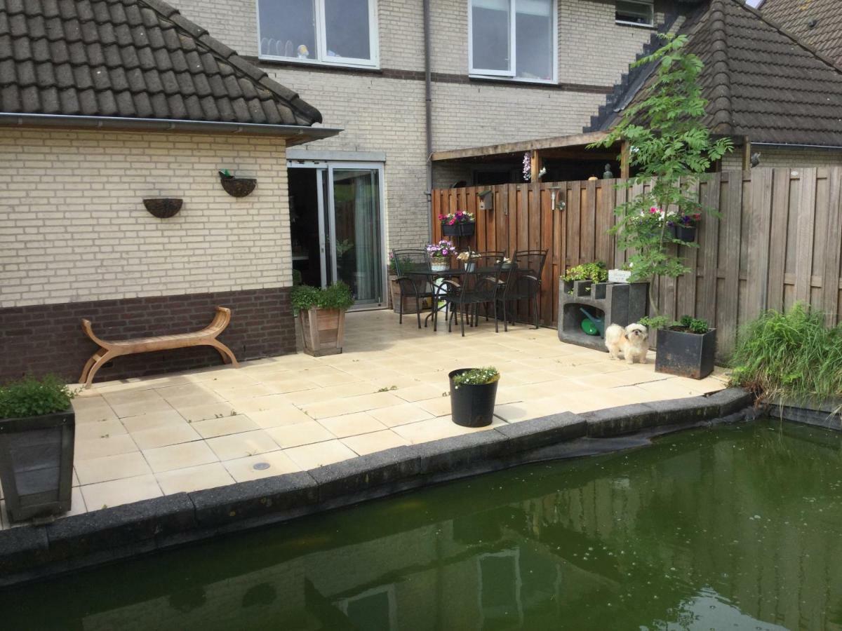 De Randstad Bed and Breakfast Zoetermeer Esterno foto